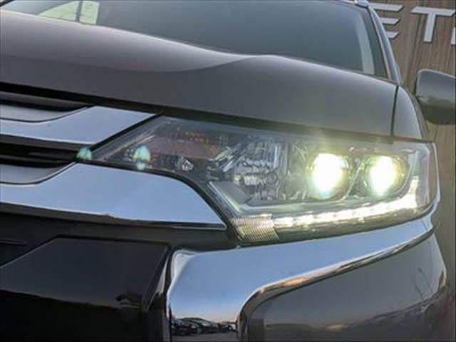 OUTLANDER 4WD