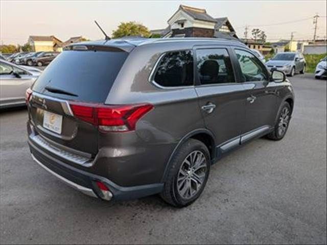 OUTLANDER 4WD