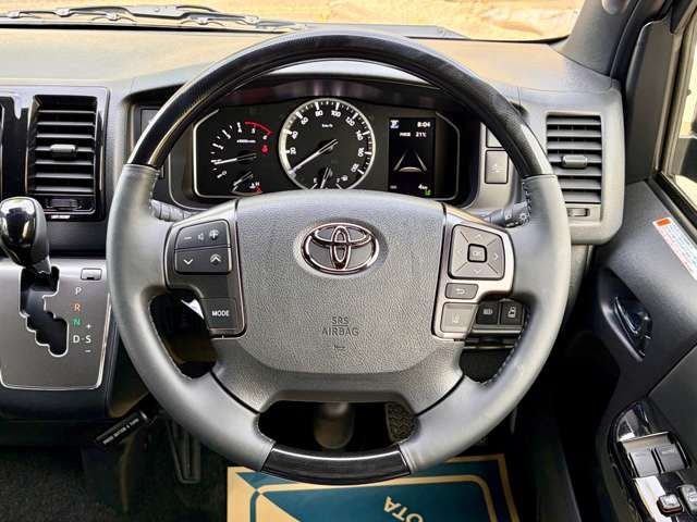HIACE van 4WD