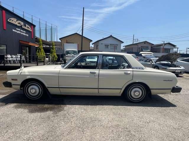 MARK2 sedan
