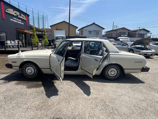MARK2 sedan