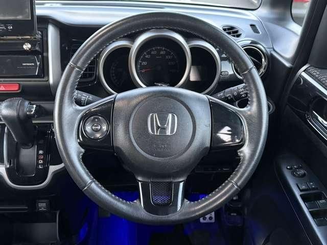 N BOX CUSTOM 4WD