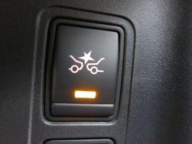 SERENA  S-HYBRID 4WD