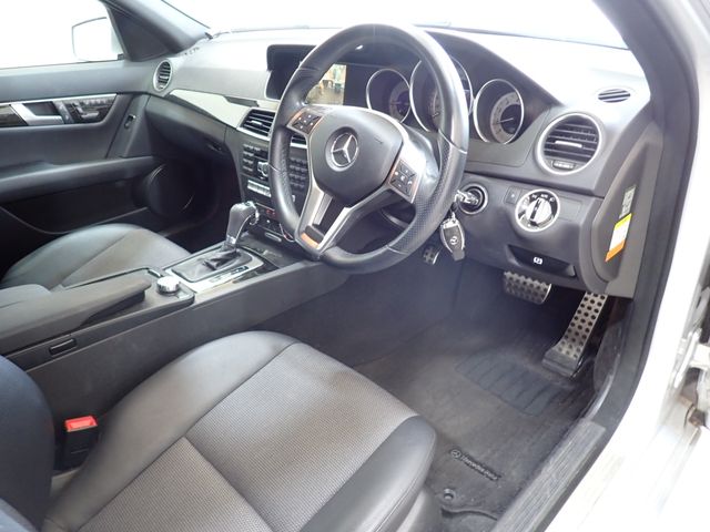 MERCEDES BENZ C class sedan