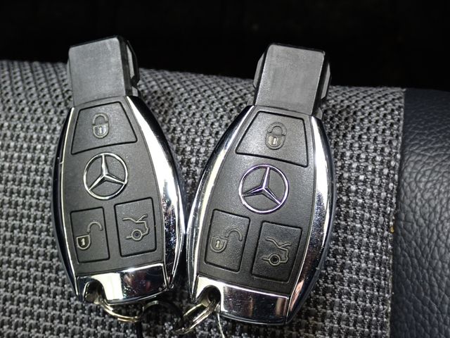 MERCEDES BENZ C class sedan