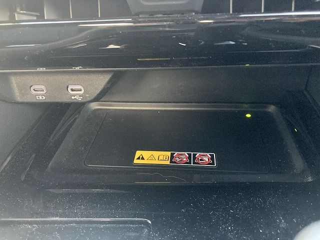 VELLFIRE HYBRID 4WD
