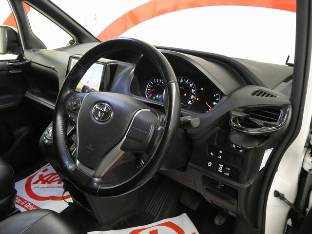 VOXY 4WD