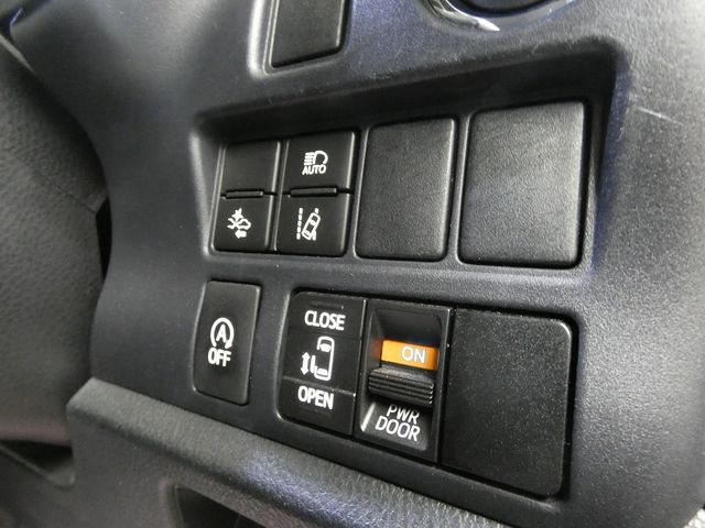 VOXY 4WD