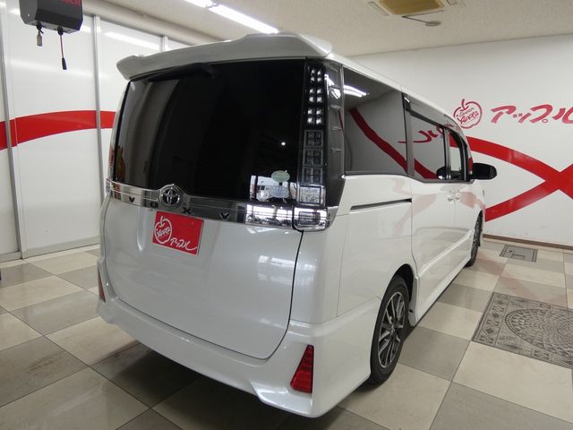 VOXY 4WD