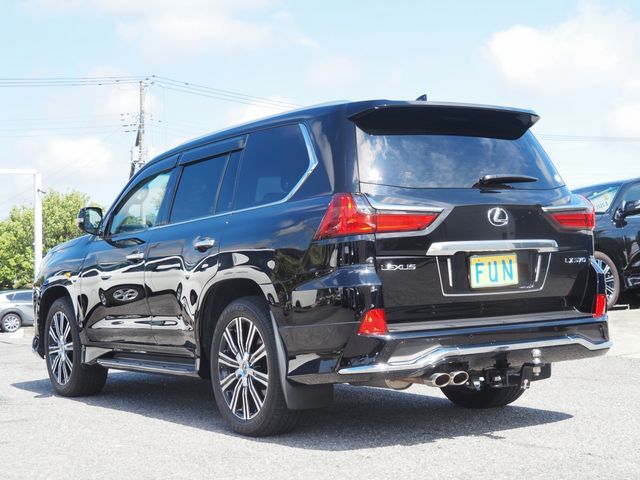 LEXUS LX570 AWD