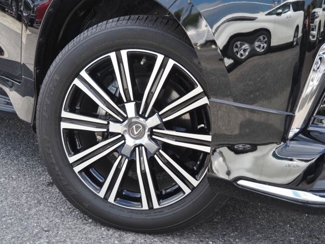 LEXUS LX570 AWD