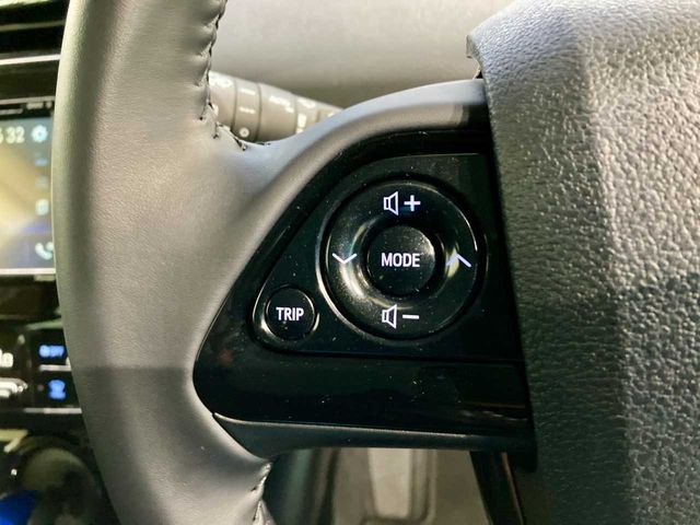 PRIUS 4WD