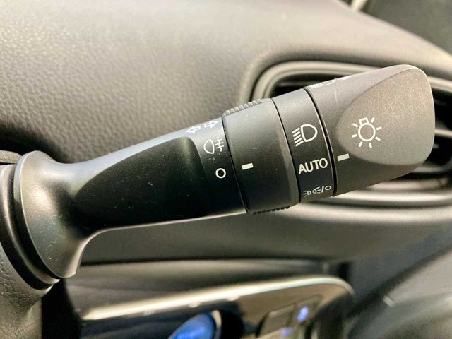 PRIUS 4WD