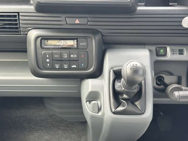 N-VAN