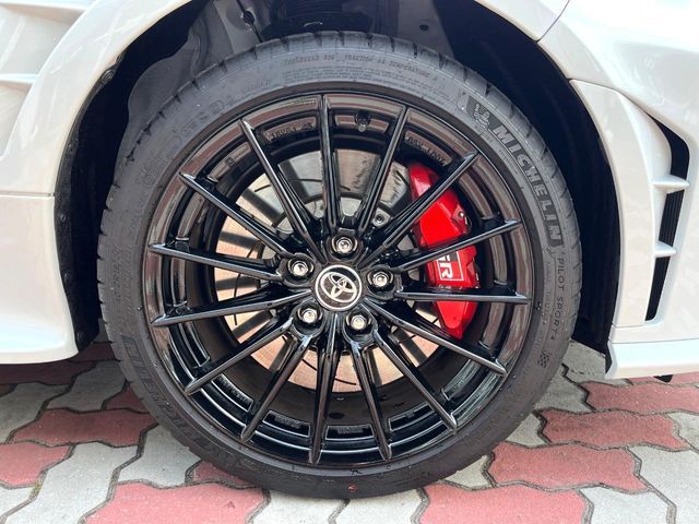 GR YARIS