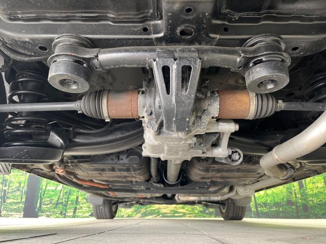VEZEL HYBRID 4WD