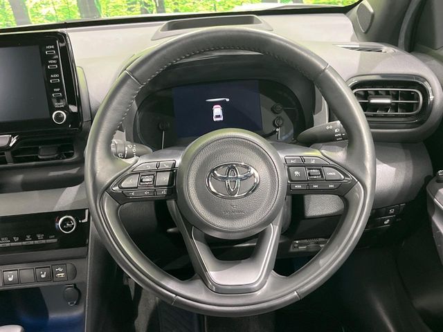 YARIS CROSS HYBRID