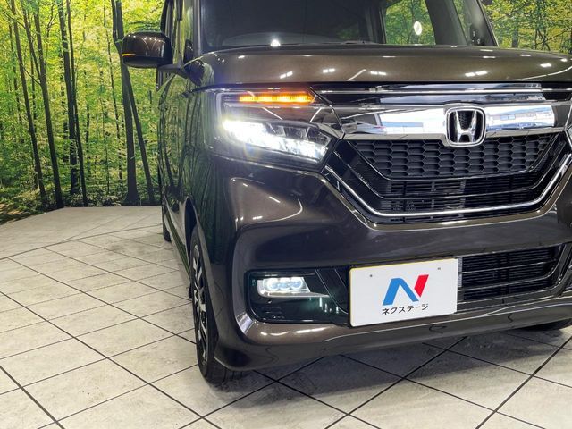 N BOX CUSTOM 4WD