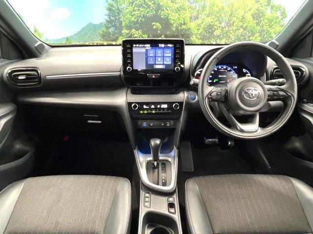 YARIS CROSS HYBRID