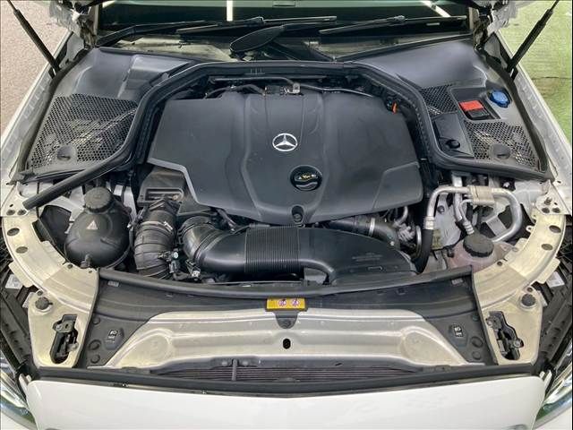 MERCEDES BENZ C class sedan