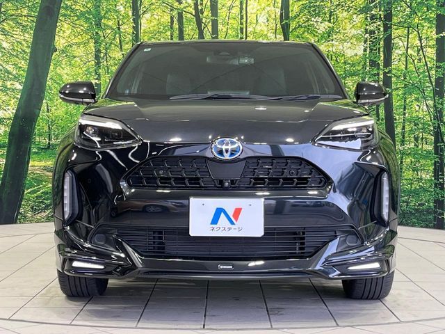 YARIS CROSS HYBRID