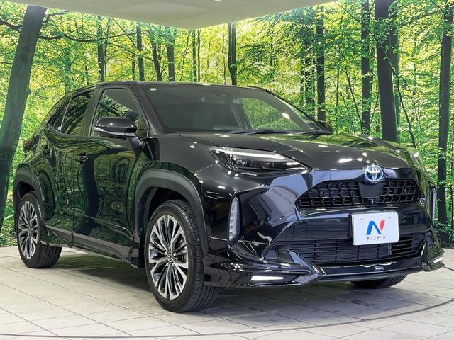 YARIS CROSS HYBRID