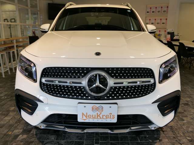 MERCEDES BENZ GLB