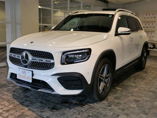 MERCEDES BENZ GLB