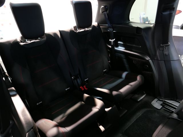 MERCEDES BENZ GLB