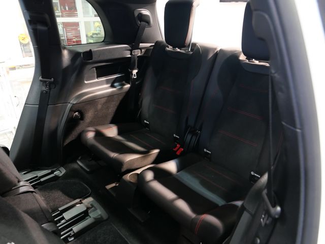 MERCEDES BENZ GLB