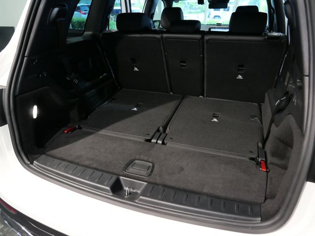 MERCEDES BENZ GLB