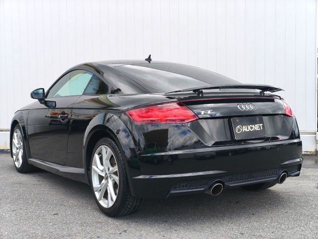 AUDI TT coupe