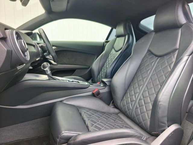 AUDI TT coupe