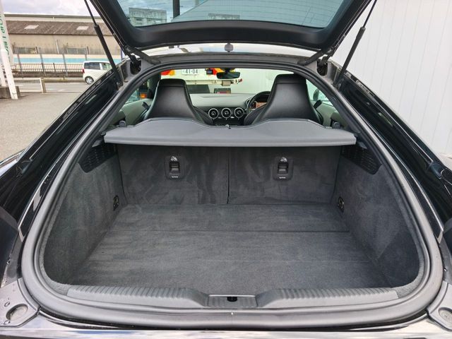 AUDI TT coupe