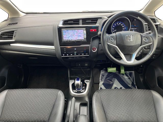 FIT HYBRID