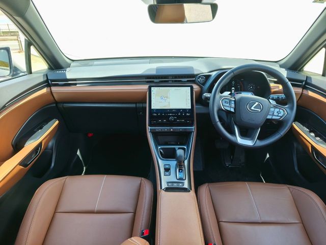 LEXUS LBX