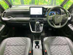 VOXY HYBRID