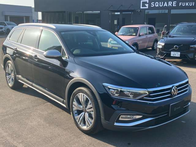 VOLKSWAGEN PASSAT Alltrack