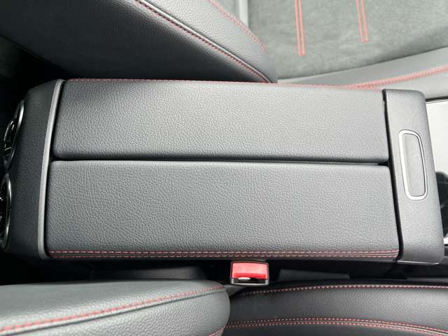 MERCEDES BENZ CLA Shooting Brake