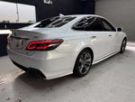 CROWN sedan hybrid