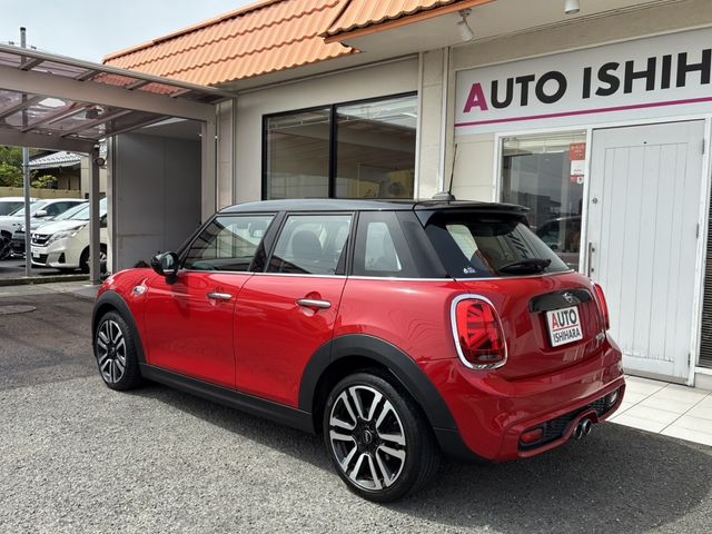 MINI COOPER SD 5DOOR