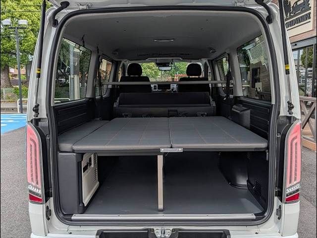 HIACE van 2WD