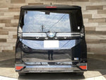 VOXY HYBRID