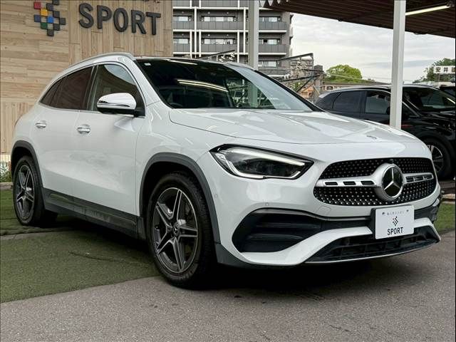 MERCEDES BENZ GLA class
