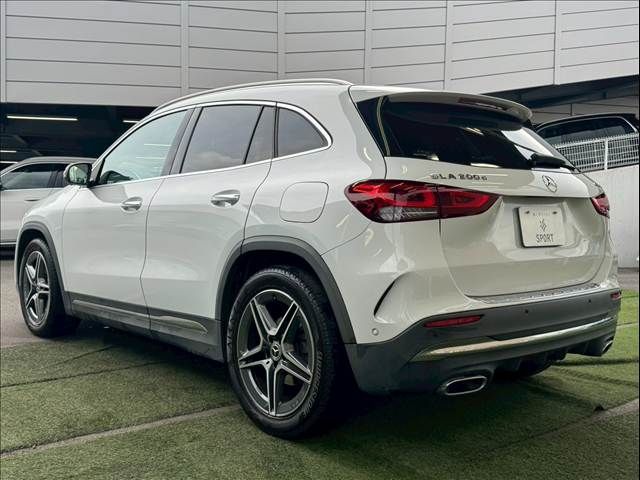 MERCEDES BENZ GLA class