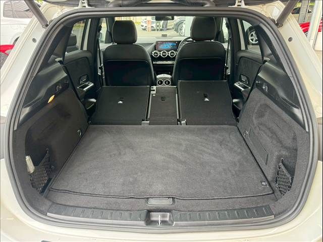 MERCEDES BENZ GLA class