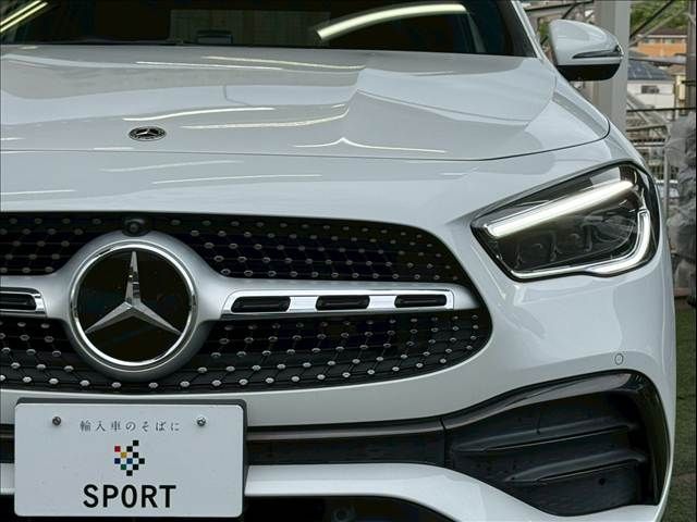 MERCEDES BENZ GLA class