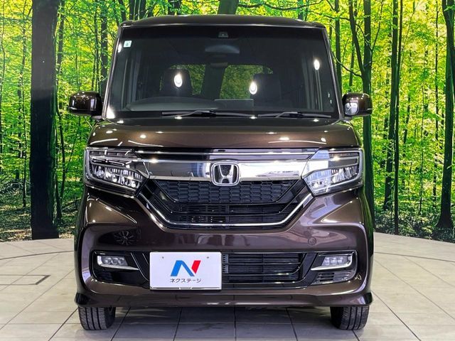 N BOX CUSTOM 4WD