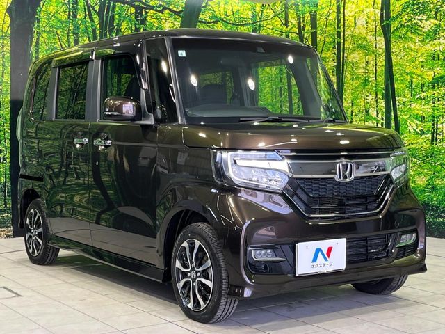 N BOX CUSTOM 4WD