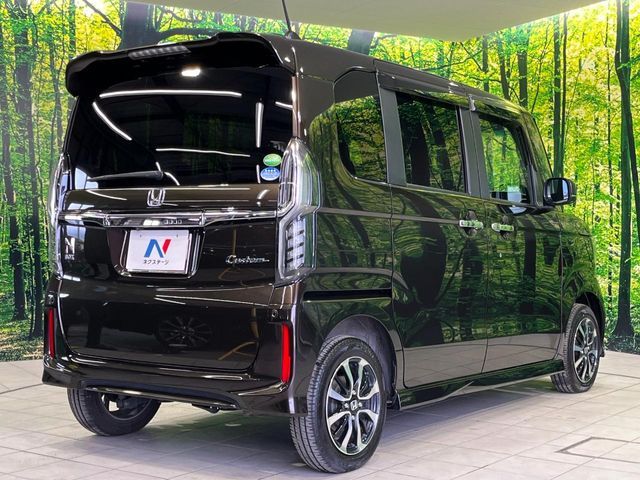 N BOX CUSTOM 4WD